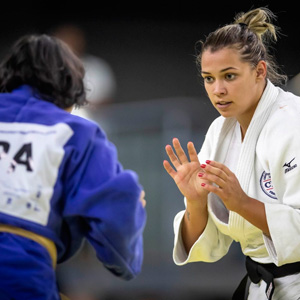 Federação Paulista de Xadrez - 🏆 Começa em poucos minutos a grande final  do Campeonato Paulista Feminino Blitz On-line 2020! Já conhecemos o  chaveamento, e está tudo pronto para o início às